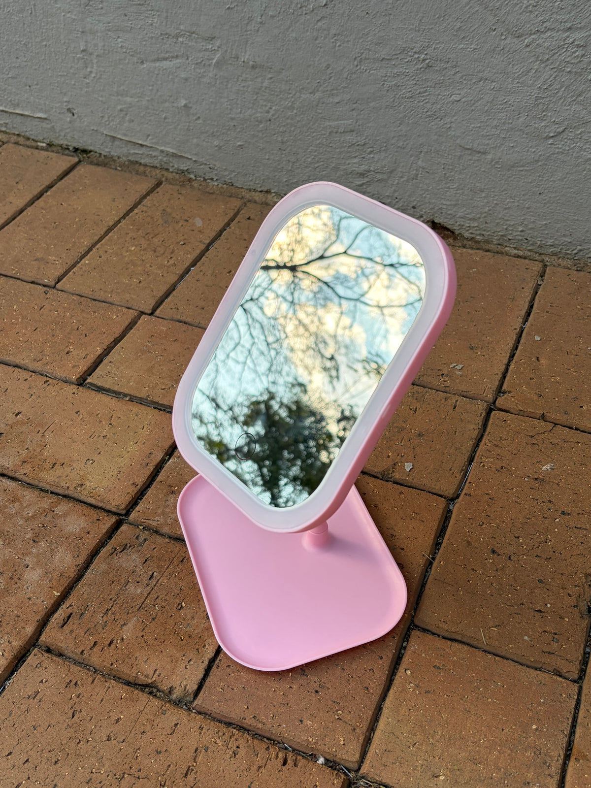 Her Corner™ Portable Mini LED Mirror