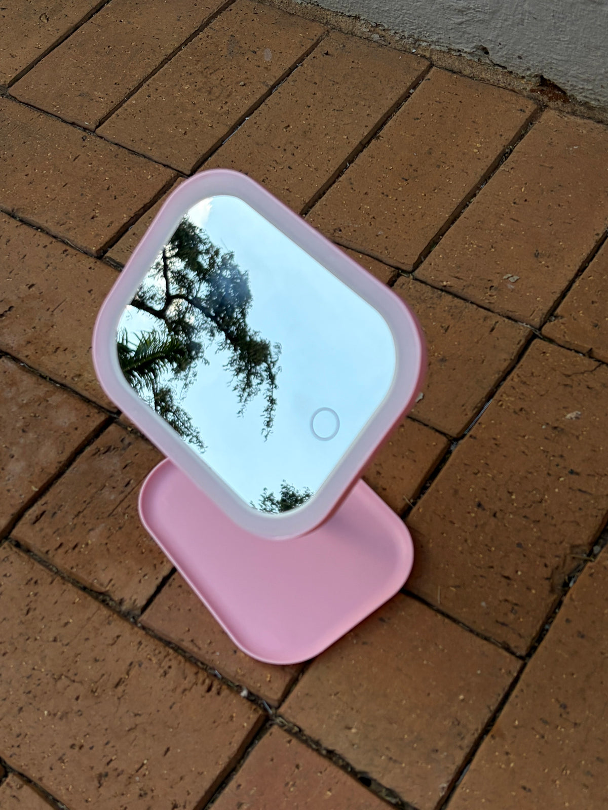 Her Corner™ Portable Mini LED Mirror